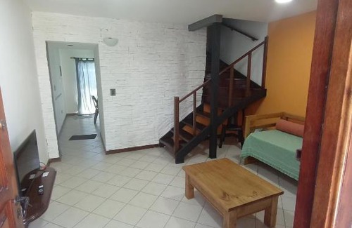 Luis Guillon Apartment | Escala Ezeiza - Departamento Familiar amplio con cochera