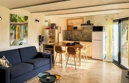 Saulce-sur-Rhone House | Escapade au fond du jardin