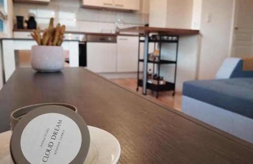 Horbourg-Wihr Apartment | Escapade cosy dans T2 lumineux, proche Colmar