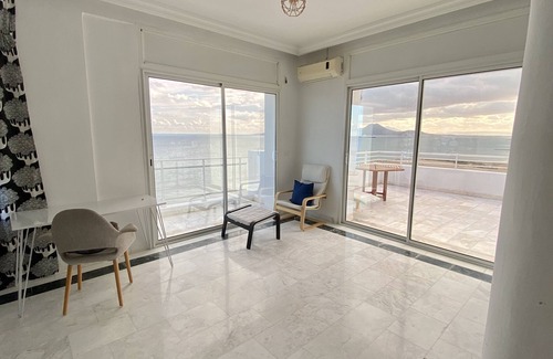 Le Kram Apartment | Escape to a Seaside Paradise: Stunning Sea View Apartment Awaits