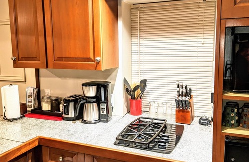 Shelby Cottage | Escape to Lake Michigan Holiday: Private Beach, Silver Lake ORV Park, and Wi-Fi!