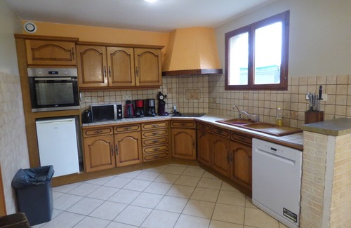 Argonne Ardennaise House | Escape to our nature-filled Gîte with indoor pool and pond!