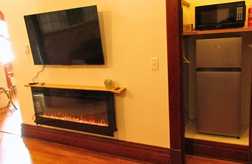 Hot Springs Apartment | Escape to Romance and Luxury