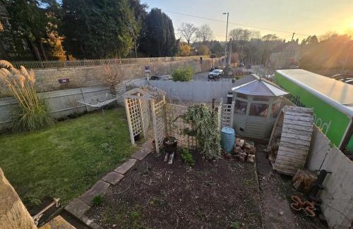 Box House | Escape to The Glen- Dog Friendly