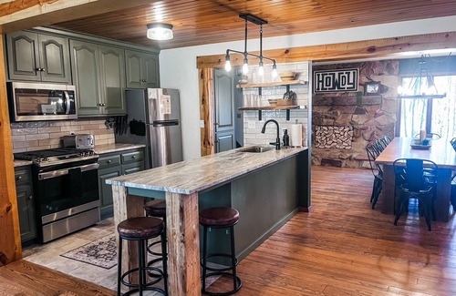 Butler Cabin | Escape to the wood—featuring hot tub, private trails, fire pit, peaceful seclusion. Dogs welcome.