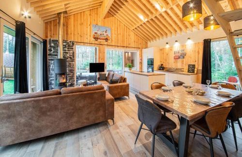 Biron Ski Chalet | Escape with Heated Pool, cleaning included