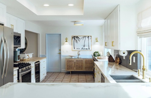 Oceanside House | Escape your everyday to relax + reconnect at this dreamy oasis