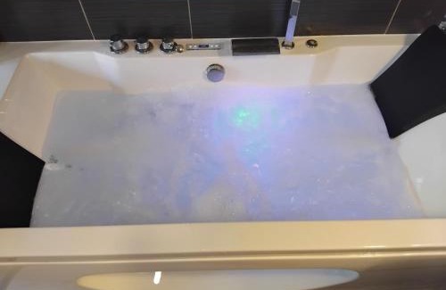 Saint-Clair-de-la-Tour Apartment | Espace Atypique détente, bien-être