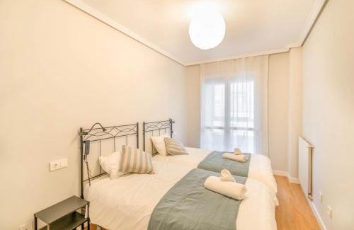 Echavacoiz Apartment | Espacioso y cómodo apartamento en Pamplona