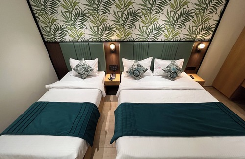 Dharavi Hotel | Esquire Hotel Mumbai