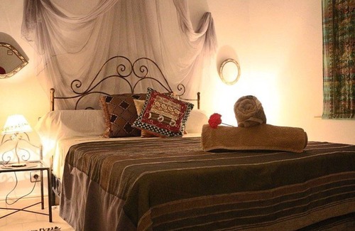 Ounagha Bed & Breakfast | Essaouira Beach Hotel Restaurant, Pool room etc.