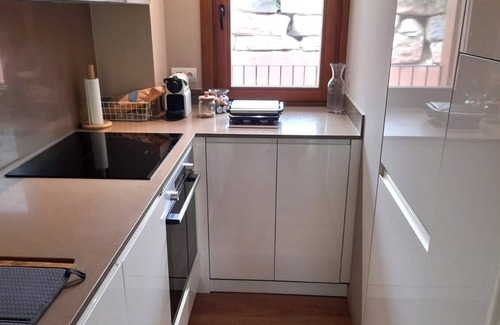 Estavar Apartment | Estavar IV - Two Bedroom Apartment, Sleeps 5