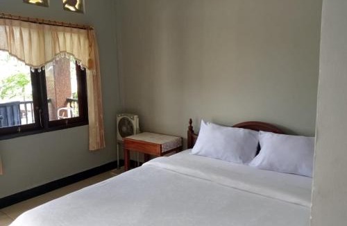 Moni House | ESTEVANIA LODGE Kelimutu