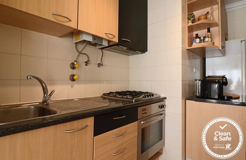 Estoril Apartment | Estoril Sunset Apartment 400m from the beach