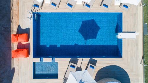Episkopi Villa | Etesians Villa, Heated Pool & Spa Whirlpool, BBQ, By ThinkVilla