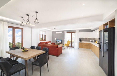 Episkopi Villa | Etesians Villa, Heated Pool & Spa Whirlpool, BBQ
