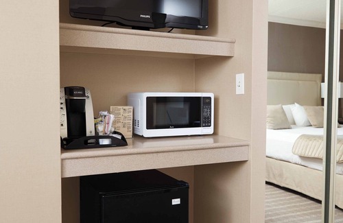 Danbury Hotel | Ethan Allen Hotel