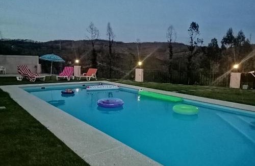Gondomar House | Eucalyptus Pink House
