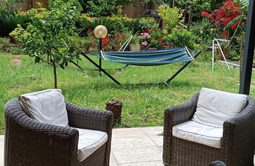 Torrino Apartment | EUR Charme Apt&GARDEN