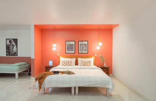 Hauz Khas Village Apartment | Evara Stylish and Luxury Apartments in HKV, 900SQFT Spacious