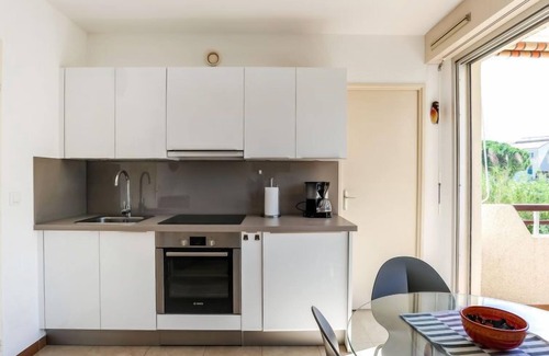 Cavalaire-sur-Mer Apartment | Evasion by Interhome