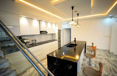 Gisenyi Hotel | Ever Retreat B&P Beach Villa