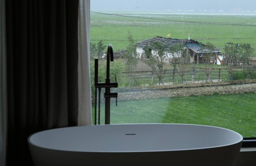 Shangri-La Hotel | EVEREST POINT