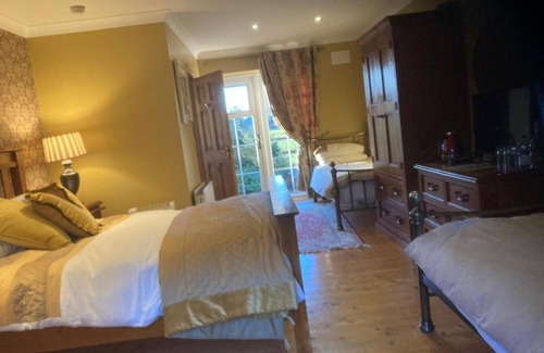 Swords Bed & Breakfast | Evergreen B&B