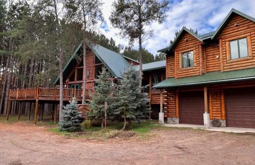 Spooner House | Evergreen Haven Lodge and Bunkhouse
