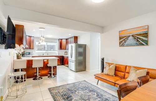 Ewa House | Ewa Beach Apartment with Beach Gear about 1 Mi to Ocean!