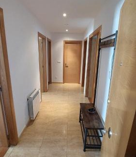 Naron Apartment | Excelente piso de 3 habitaciones dobles, 2 baños y terraza 30 mts