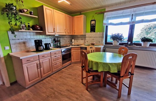 Betzenrod Apartment | Excellent hillside location with wonderful views. Pets Allowed. Family friend.