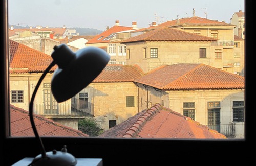 Pontevedra Old Town Apartment | Excellent views on the Plaza de la Verdura