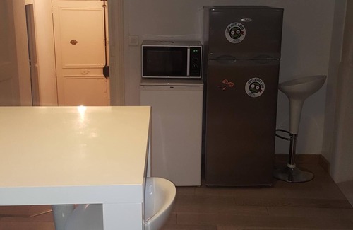 Montpellier City-Centre Apartment | EXCEPTIONAL APARTMENT IN THE HEART OF THE HISTORICAL CENTER WITH PARKING