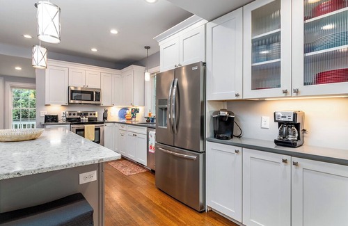 Wakefield-Peacedale House | Exceptional Historic "The Wakefield" in town. Narragansett Beaches-3 mi-Rec Room