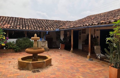 Barichara House | Exceptional House: Stylish, spacious, Central, Steps from Plaza and Restaurants