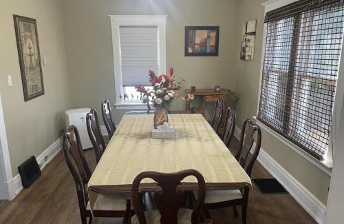 Niagara Falls House | Exceptionally Close to the Falls Amazing Location & Complimentary Breakfast Delivered Daily to the Rental