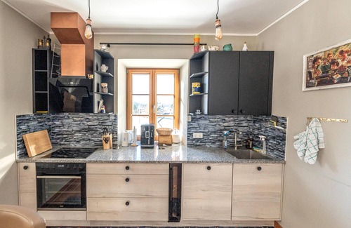 Finkenstein am Faaker See Apartment | Exclusive apartment with private lake access