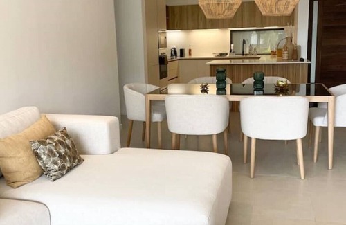 Belle Mare Apartment | Exclusive beachfront apartment