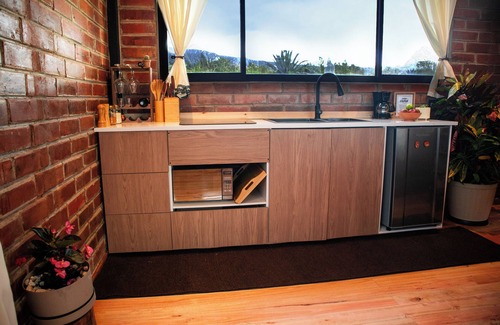 Eugenio Espejo Cabin | Exclusive Cabaña del Sol with a view of San Pablo Lake and Imbabura Volcano.