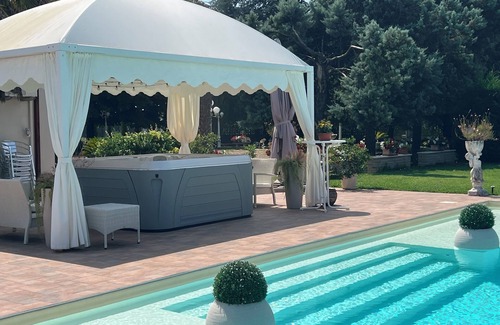 Castelbaldo Villa | Exclusive Natural Villa - Pool - Game Room - Pet Friendly
