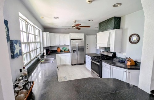 Eastern Road Villa | Exclusive Oceanfront Villa | Breathtaking Views, Private Pool, Total Privacy