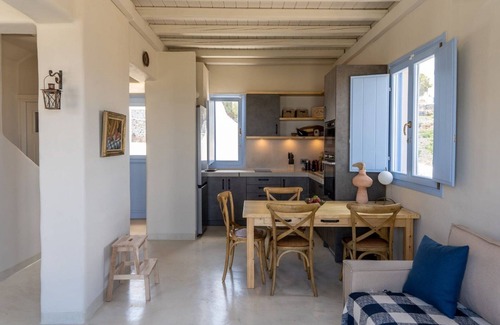 Finikia Villa | Exclusive Santorini Villa | 3 Bedroom Villa | Private Jetted Pool Sea &.