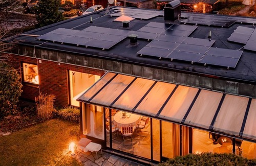 Centrum Villa | Exclusive Villa & garden in Central Gothenburg. Walking distance to most places