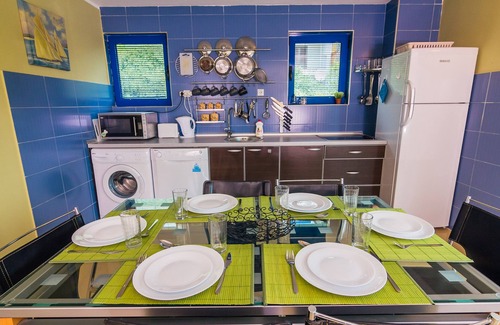 Denovici House | Exclusive Seaside 7 bedrooms Villa with private pool