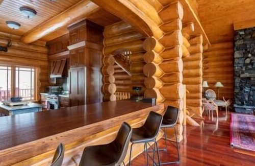 Forest Ridge Estates Cabin | EXCLUSIVE very private cabin on the golf course!