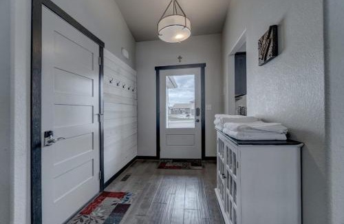 Rapid City House | Executive Golf Club Red Rocks Home, Locally Owned!