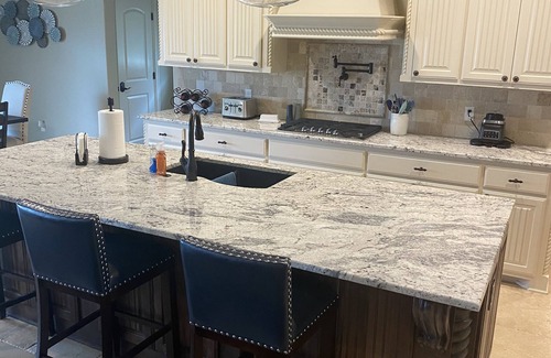 Broken Arrow House | Executive Home near Hard Rock Hotel Casino