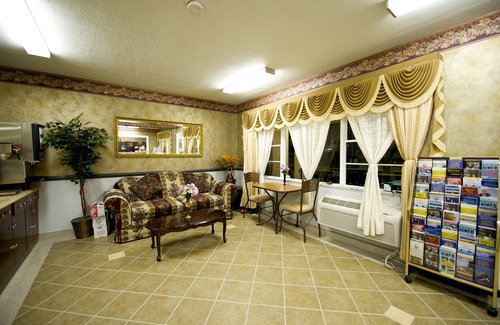 Upper Marlboro Hotel | Executive Inn And Suites