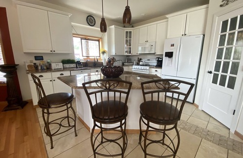 Lake Koshkonong House | Executive Lakefront Home 30 Minutes From Madison!